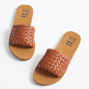 NWT Billabong One Way Slide Sandal. Fits 7.5
